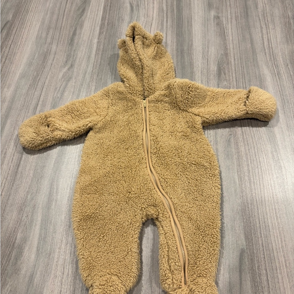Baby GAP teddy sherpa one piece 0-3 months tan